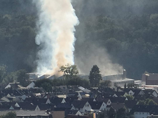 Brand einer Lagerhalle